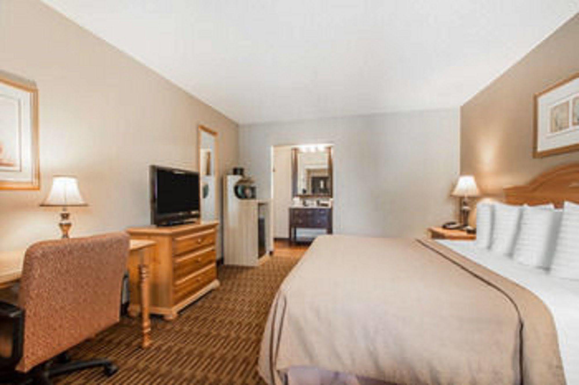 Quality Inn Us65 & E Battlefield Rd Σπρίνγκφιλντ Εξωτερικό φωτογραφία