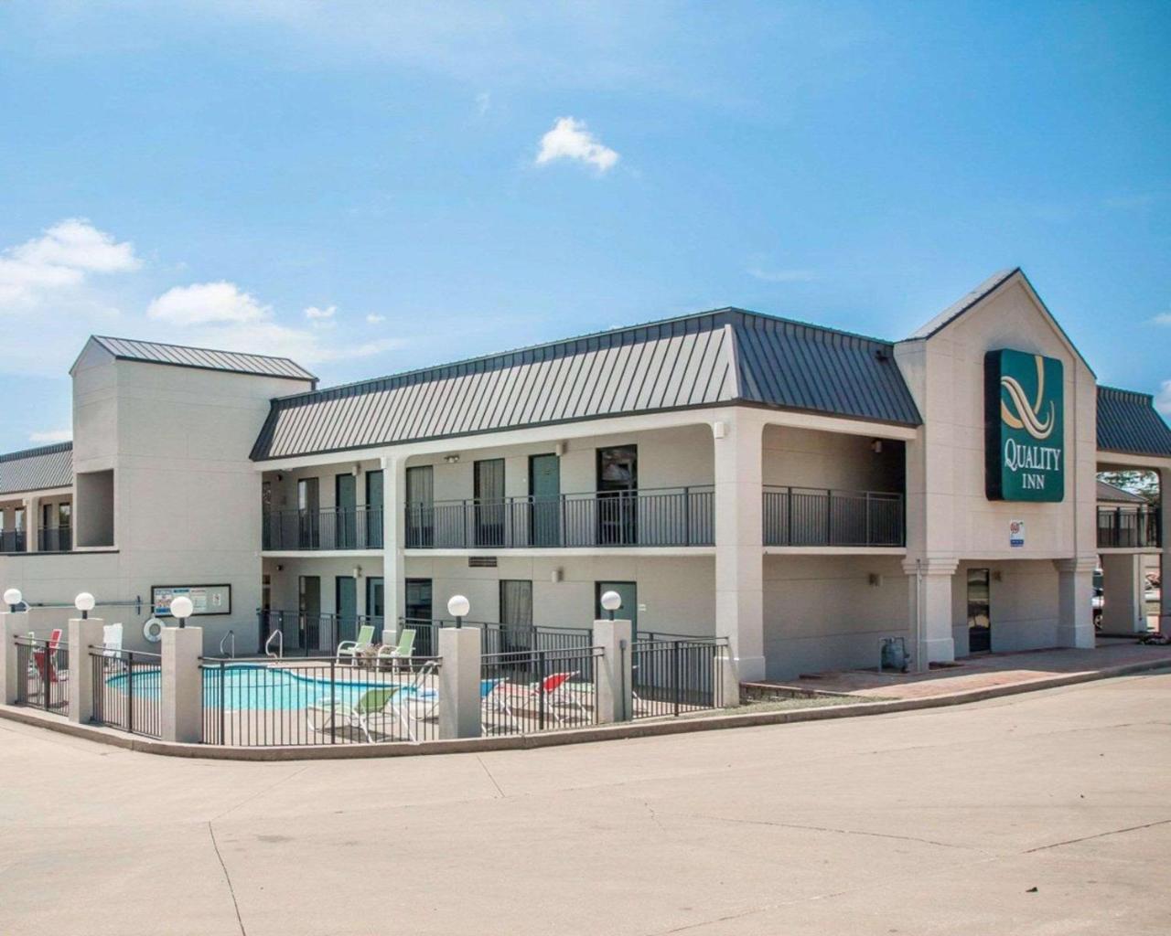 Quality Inn Us65 & E Battlefield Rd Σπρίνγκφιλντ Εξωτερικό φωτογραφία
