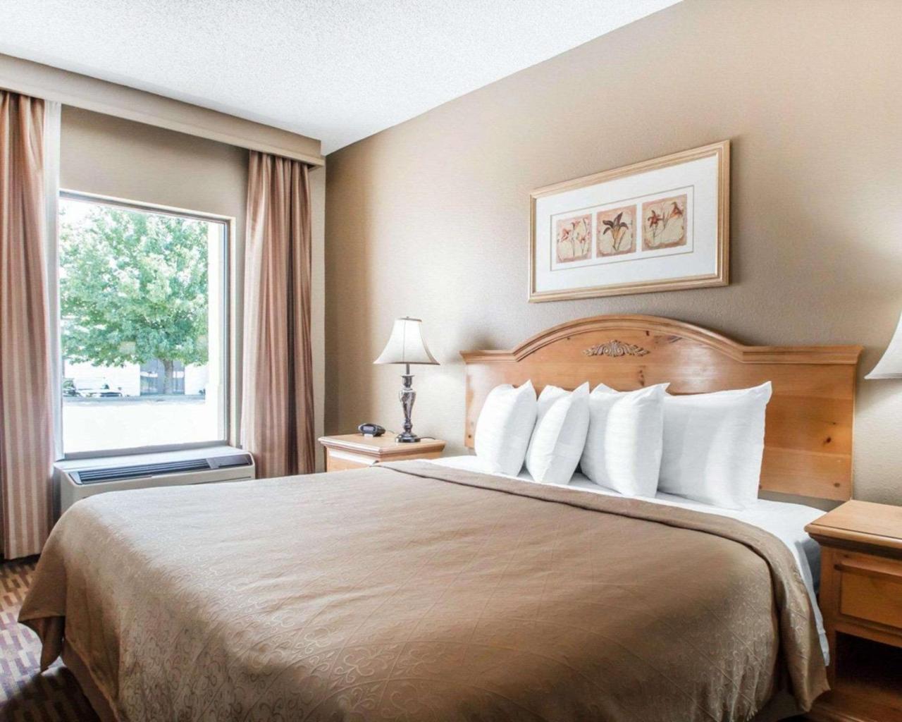 Quality Inn Us65 & E Battlefield Rd Σπρίνγκφιλντ Εξωτερικό φωτογραφία